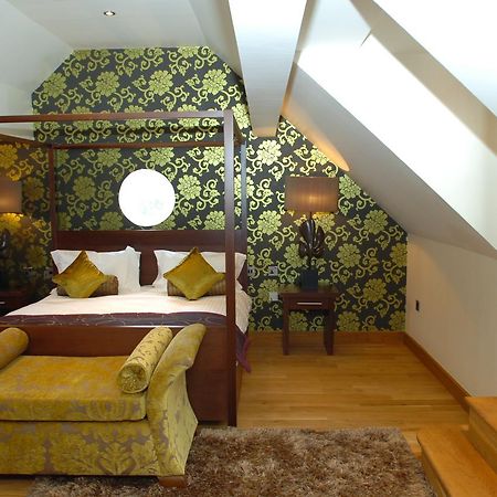 The Bear'S Paw Hotel Warmingham Екстериор снимка A suite at the hotel