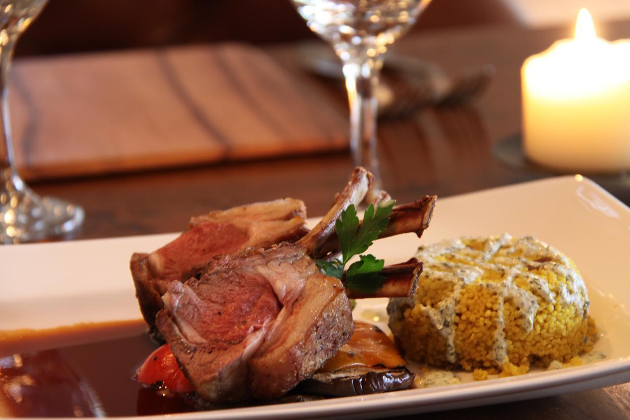The Bear'S Paw Hotel Warmingham Екстериор снимка Rack of lamb